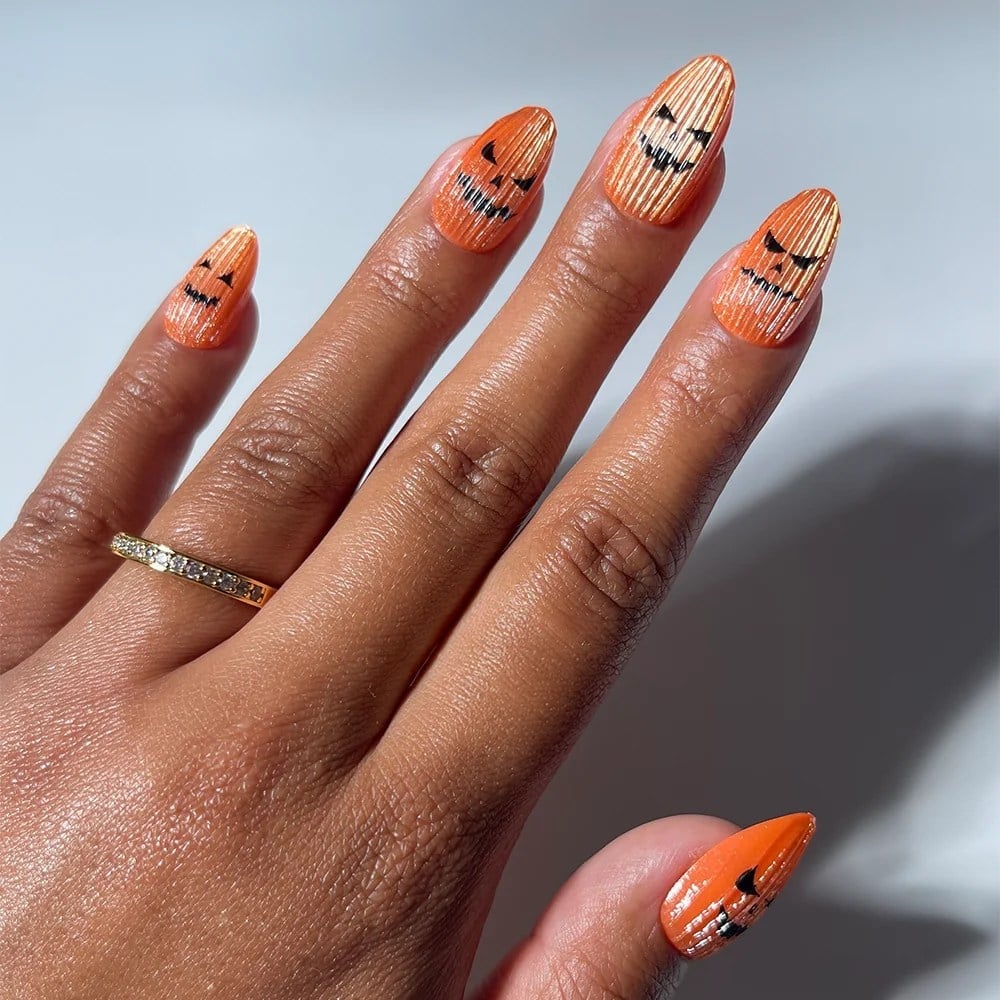 Long Almond Bright Orange Jack-o'-lantern Faces Long Almond Bright Orange Jack-o'-lantern Faces — Trendy Orange Nails