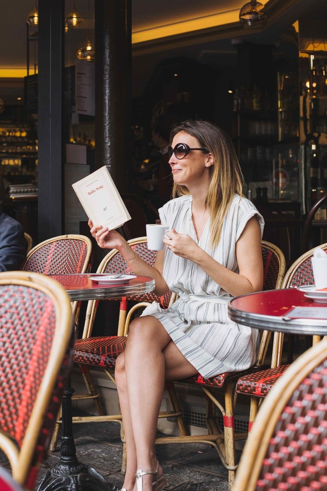 Striped Midi Dress and Strappy Sandals for Cafe Style Striped Midi Dress and Strappy Sandals for Cafe Style — Trendy Parisian Style