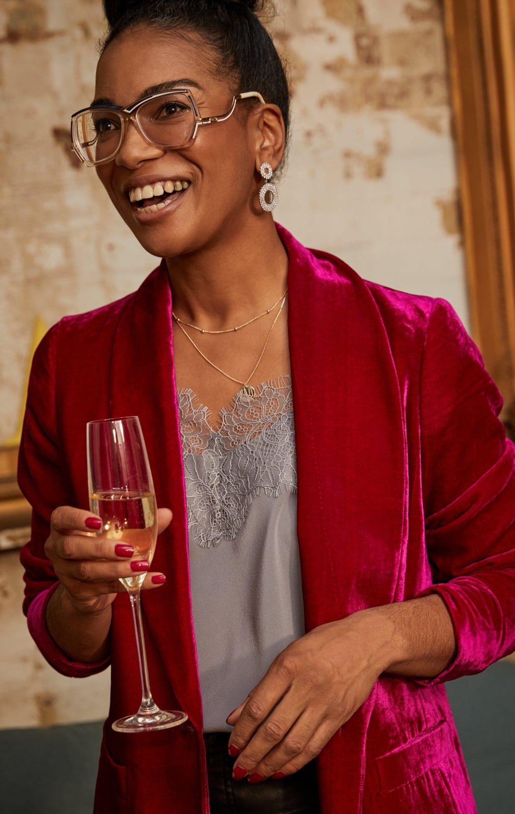 Fuchsia Velvet Blazer Over Lace Camisole for a Festive Party Fuchsia Velvet Blazer Over Lace Camisole for a Festive Party — Trendy Party Outfits
