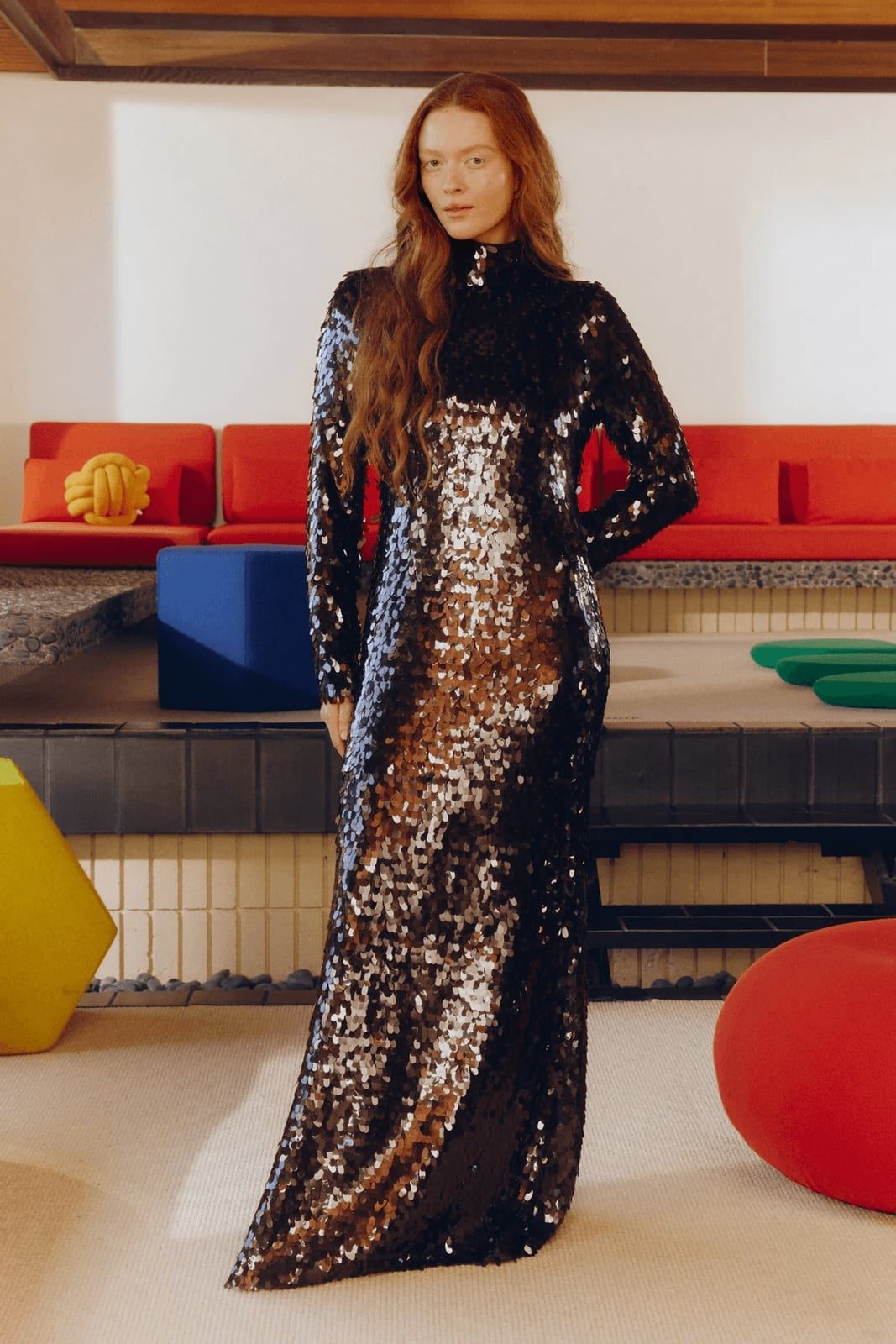 Sequin Column Dress for a Sophisticated Party Sequin Column Dress for a Sophisticated Party — Trendy Party Outfits