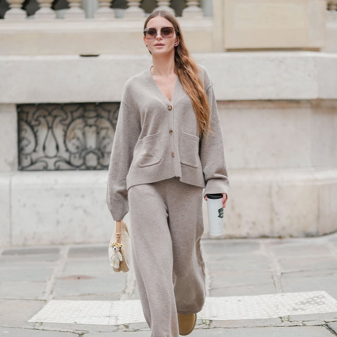 Beige Knit Co-Ord Set for Relaxed Travel — Trendy Photo Outfit