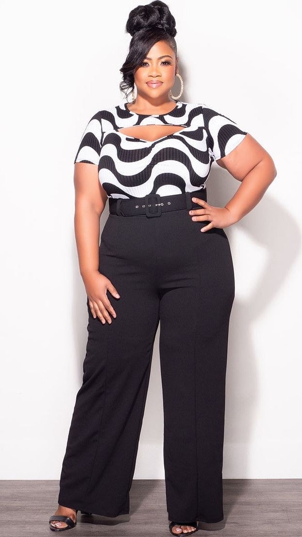 Black and White Wavy Print Top with Wide Leg Trousers — Trendy Plus Size Outfits