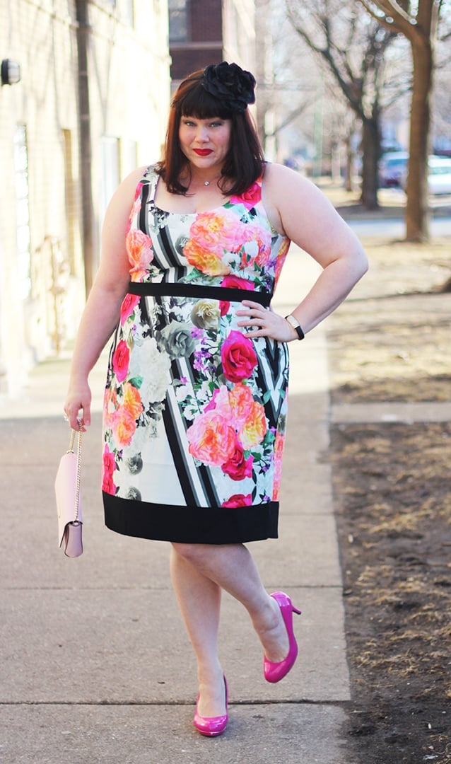Floral Print Sheath Dress with Pink Pumps — Trendy Plus Size Outfits