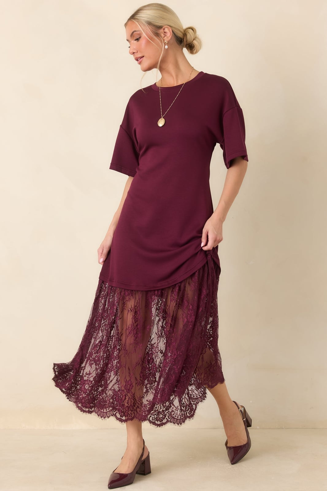 Burgundy Jersey Dress with Lace Hem Detail Burgundy Jersey Dress with Lace Hem Detail — Trendy Red Dresses Outfits