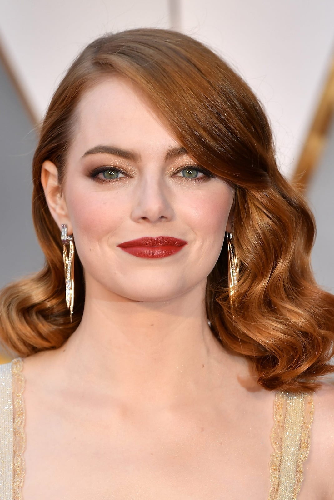 Collarbone Strawberry Blonde Red Lob — Trendy Red Hairstyles