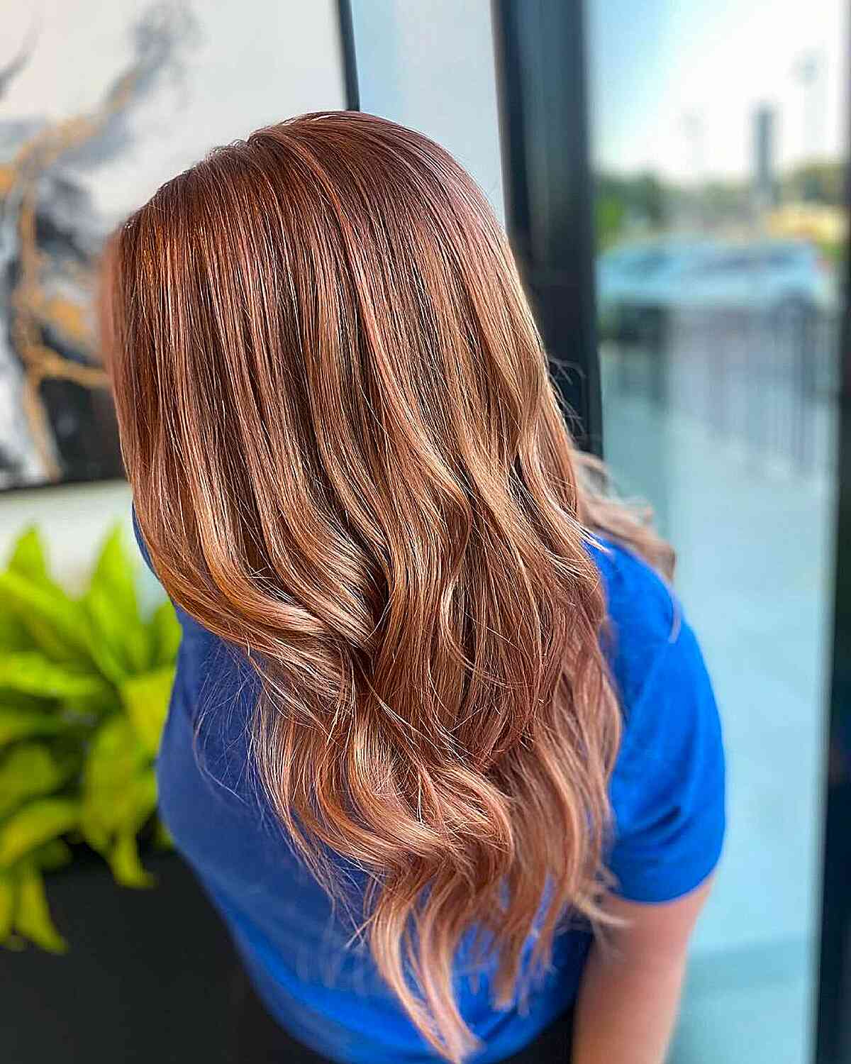 Mid-Back Rose Gold Balayage With Waves, Wavy Mid-Back Rose Gold Balayage With Waves, Wavy — Trendy Rose Gold Hair