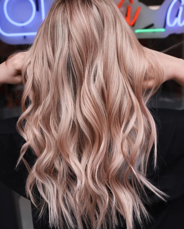 Mid-Back With Subtle Rose Gold Highlights Mid-Back With Subtle Rose Gold Highlights — Trendy Rose Gold Hair