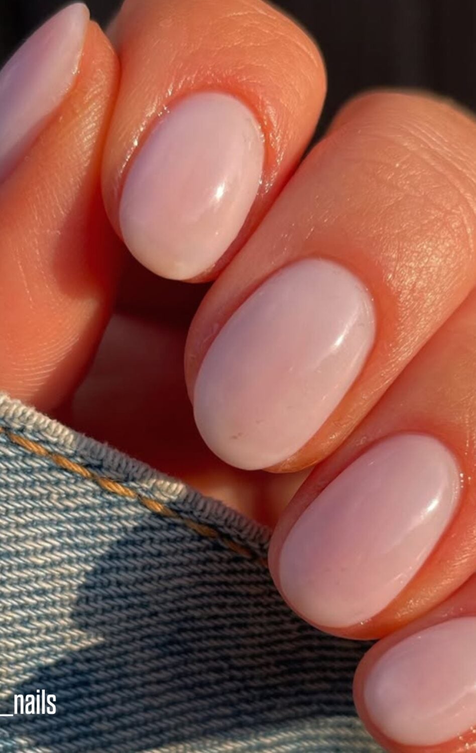 Velvet Finish Pale Pink Short Round Nails Velvet Finish Pale Pink Short Round Nails — Trendy Round Nails