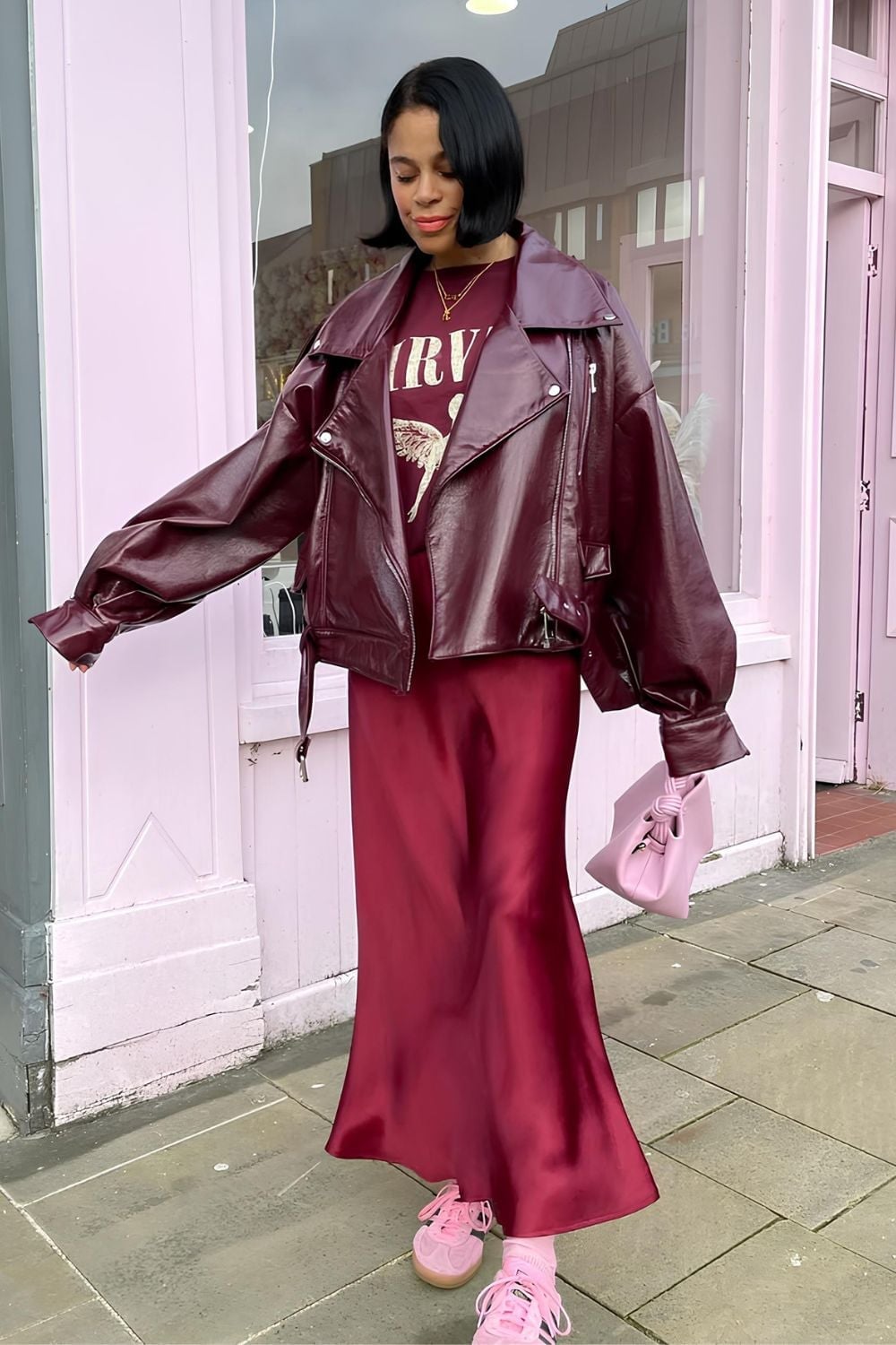 Burgundy Liquid Shine Satin Maxi Skirt With Graphic Tee Burgundy Liquid Shine Satin Maxi Skirt With Graphic Tee — Trendy Satin Skirt Outfits