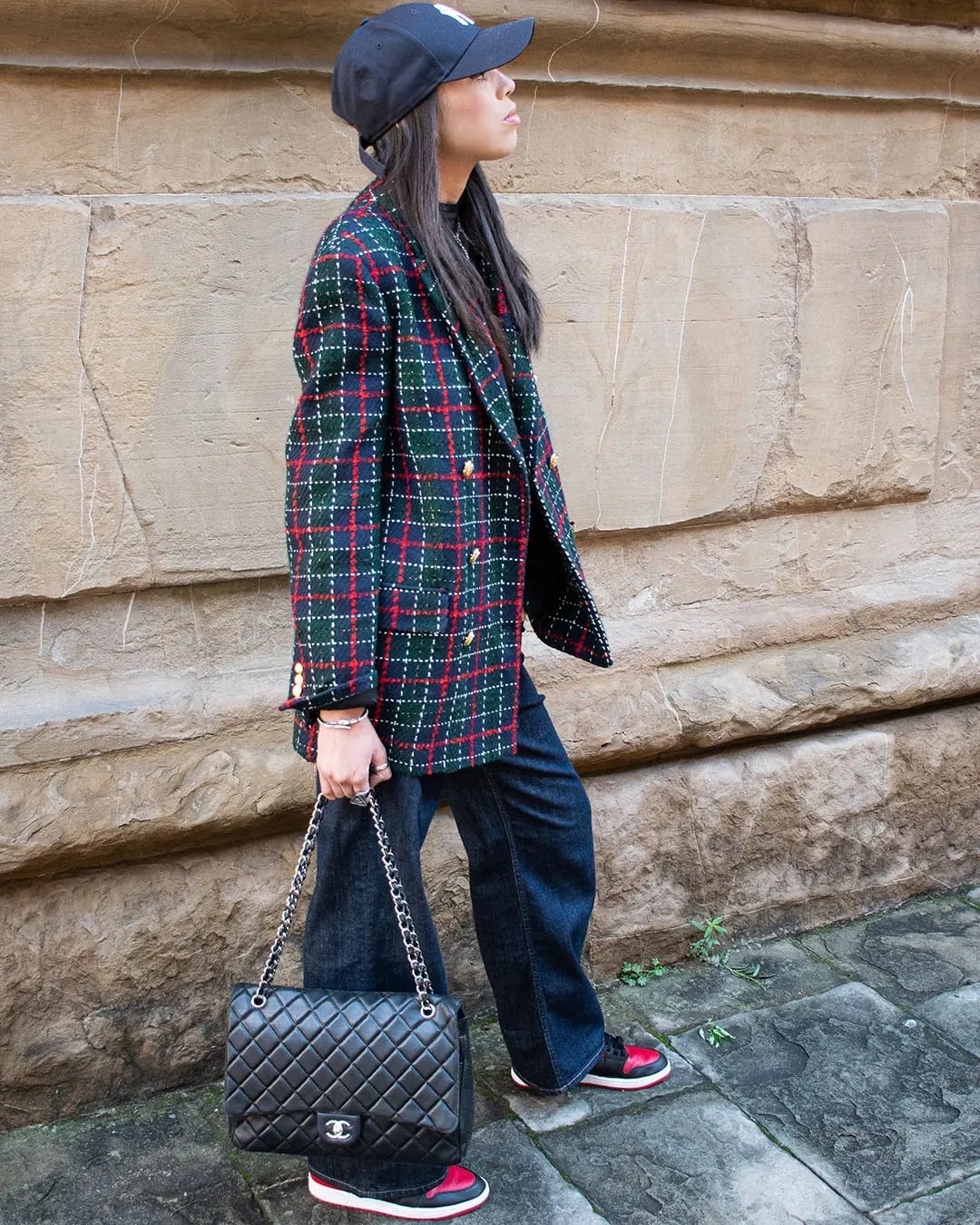 Plaid Blazer Over Wide-Leg Jeans Plaid Blazer Over Wide-Leg Jeans — Trendy School Outfits