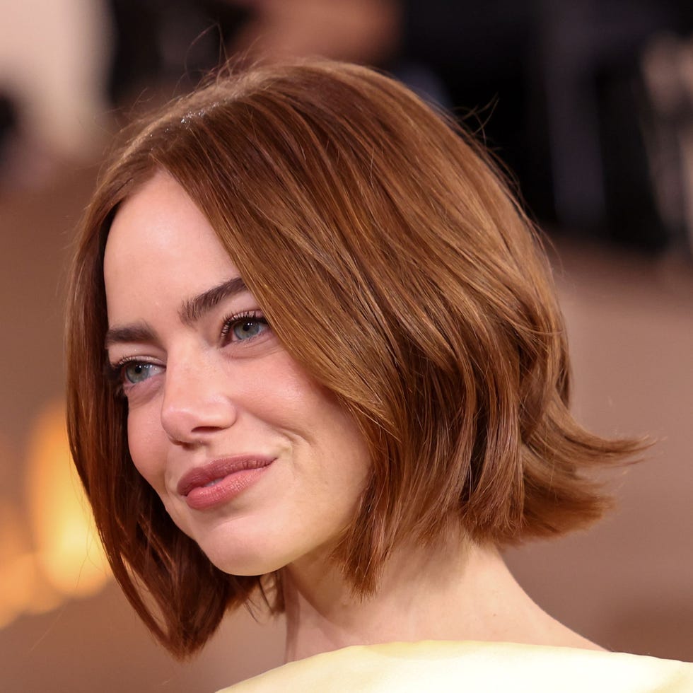 Copper Red Bob With Soft Waves — Trendy Short Bob