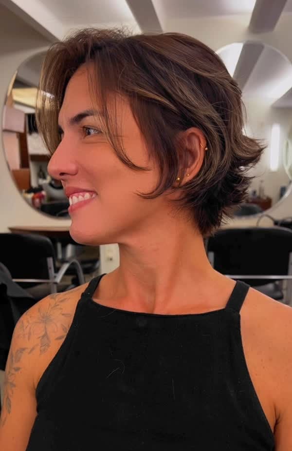Dark Brown Tapered Bob Flipped Ends — Trendy Short Bob