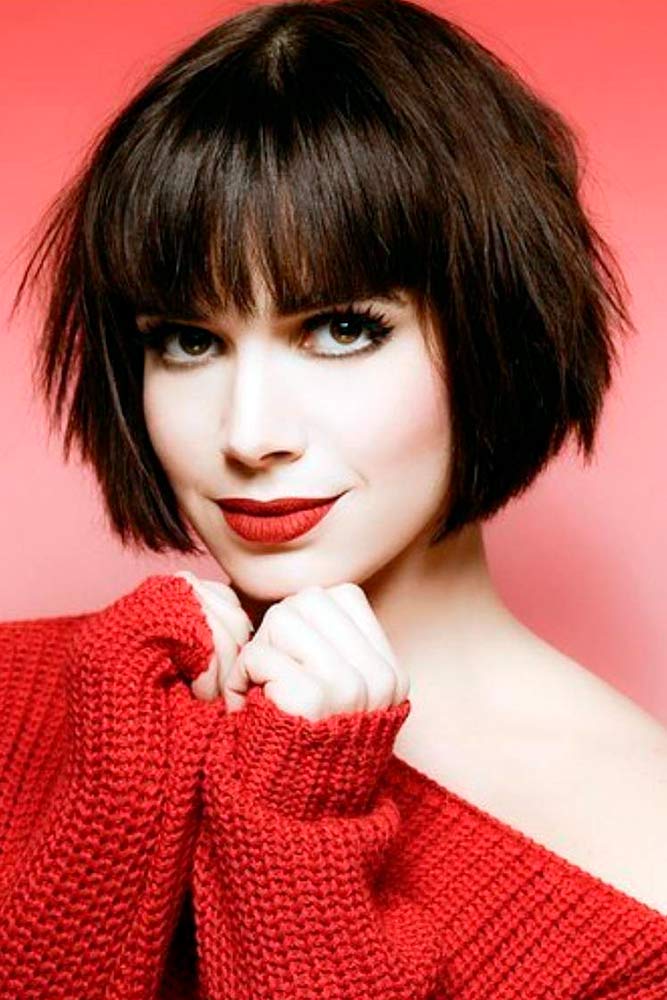 Dark Brown Bob With Blunt Bangs Messy, Chin — Trendy Short Bob