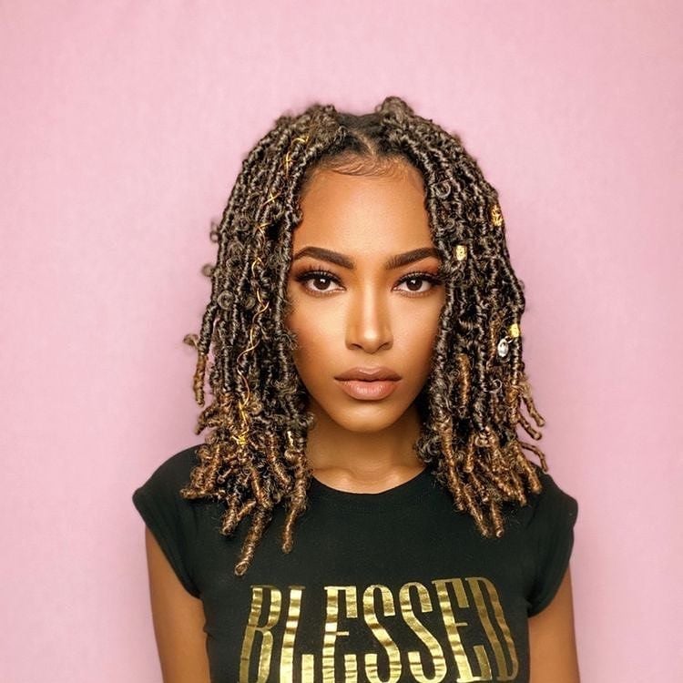 Wavy Shoulder Length Locs With Highlights — Trendy Short Locs