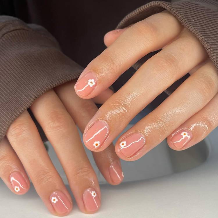 Peach Floral Line Art Short Oval Nails — Trendy Short Oval Nails