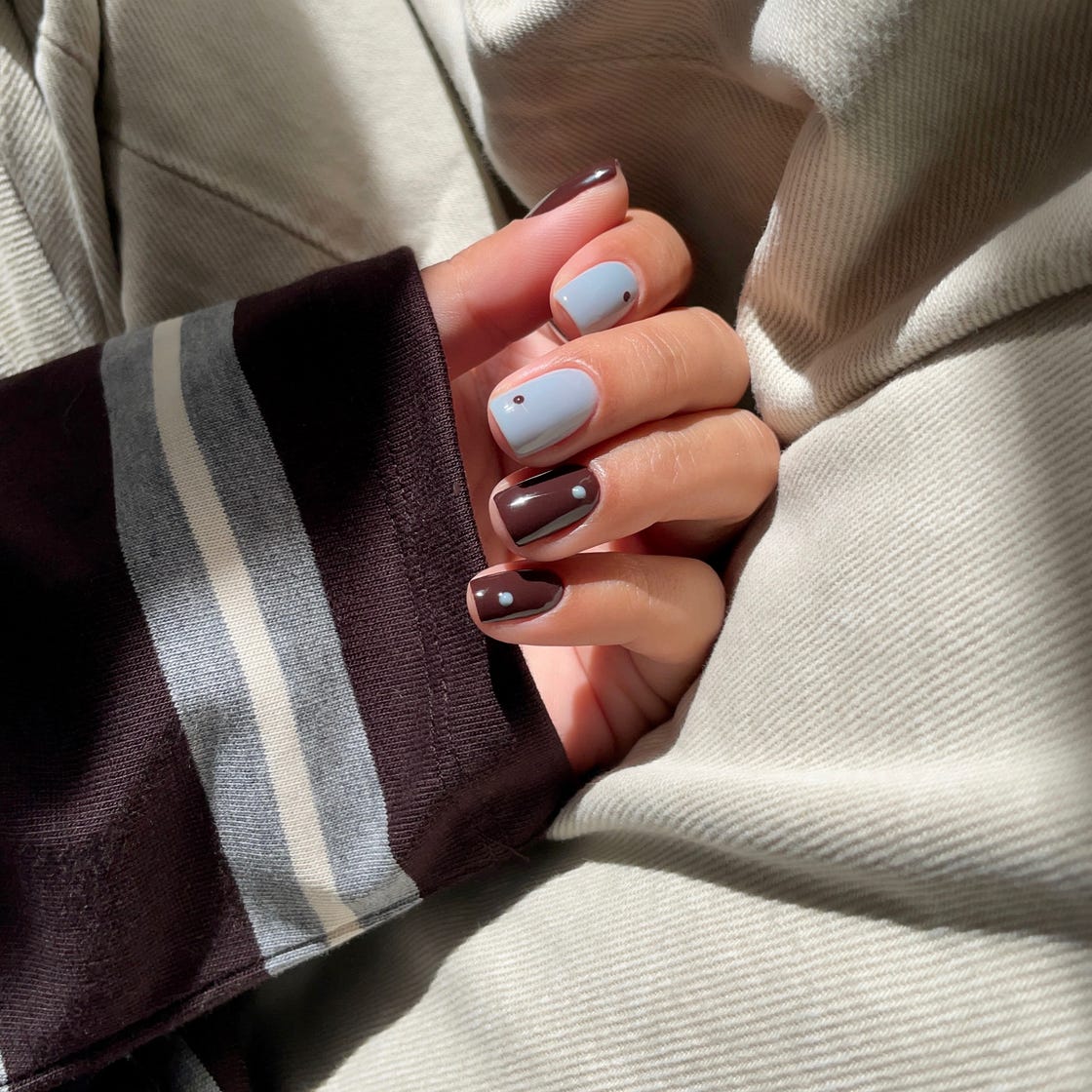 Two-Tone Nails With White Dot Accents — Trendy Short Square Nails