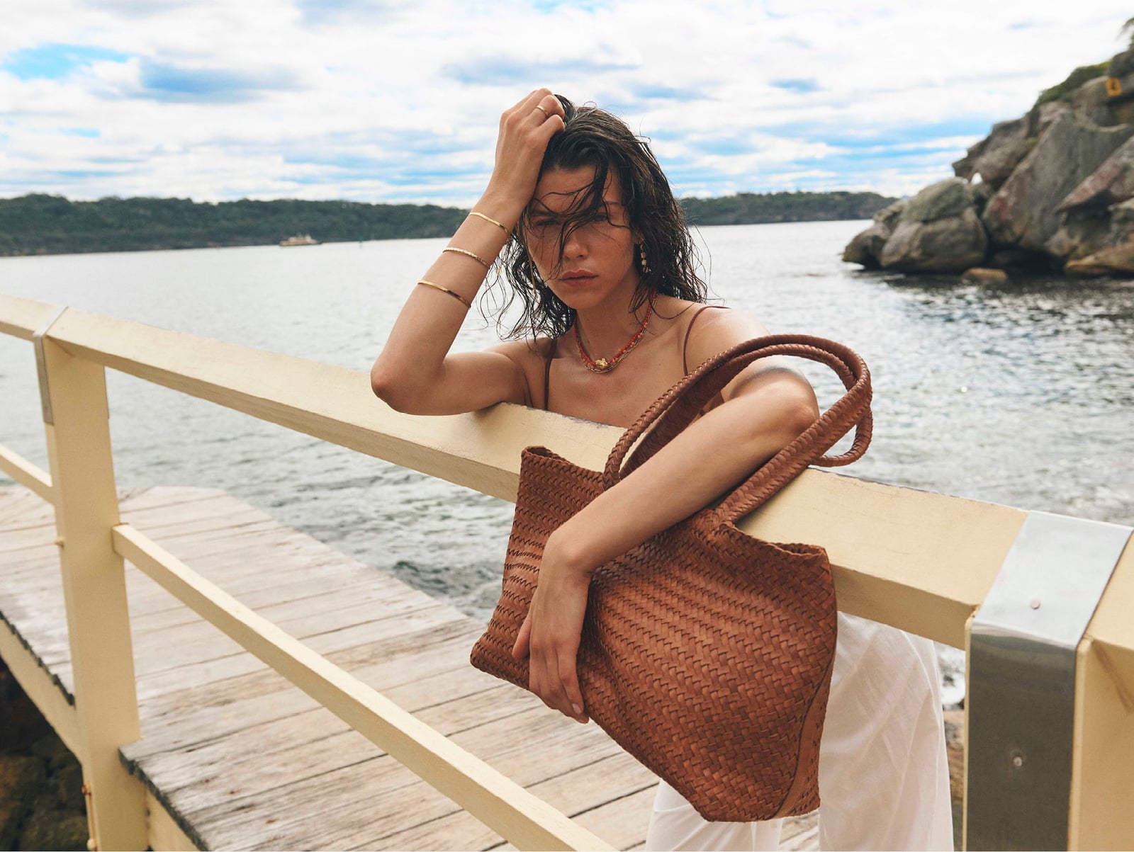 Woven Leather Tote Bag With Camisole Woven Leather Tote Bag With Camisole — Trendy Shoulder Bag Outfits