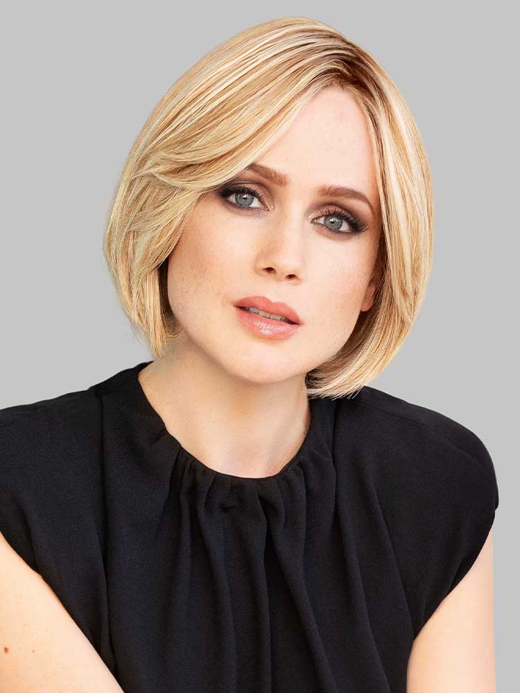 Chin Length Blonde Bob With Lighter Highlights Chin Length Blonde Bob With Lighter Highlights — Trendy Side Part Wig