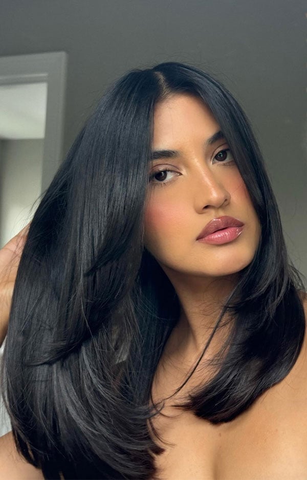 Thick Collarbone Layers Blowout — Trendy Sleek Hairstyles