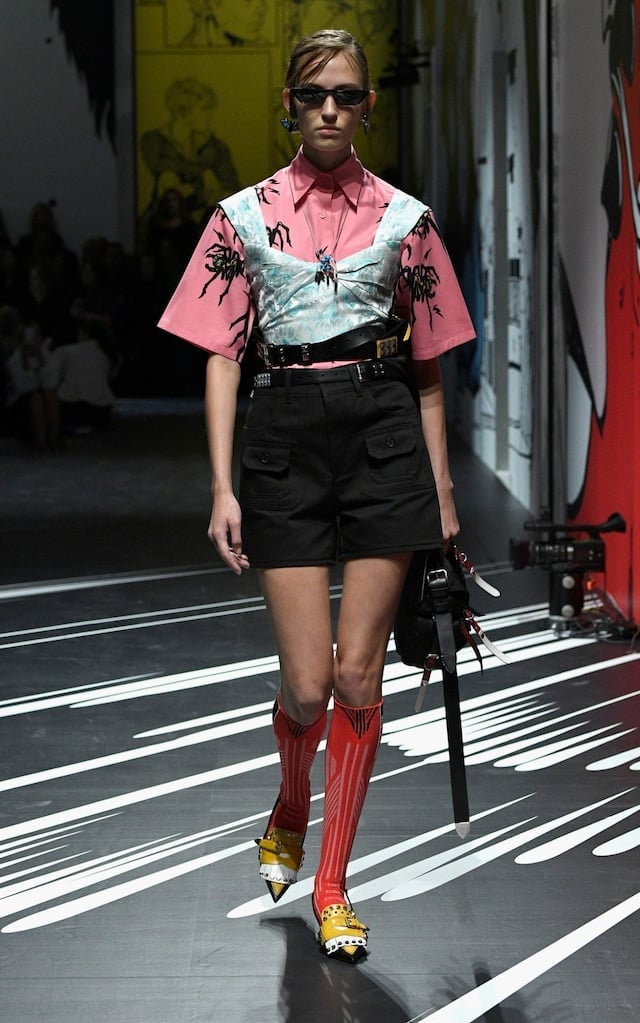 Red Knee-High Socks Stand Out with Platform Shoes — Trendy Socks Outfits