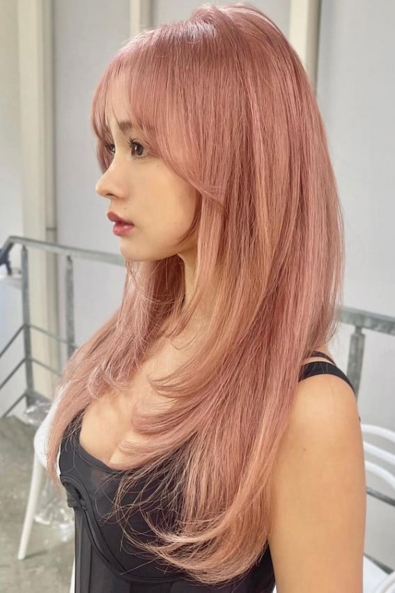 Mid-Back Long Layers With Textured Effect — Trendy Straight Hair