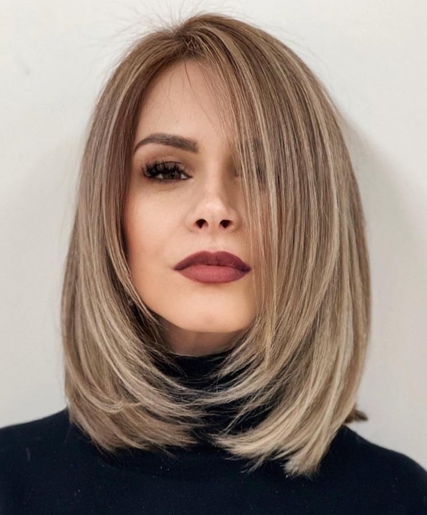 Collarbone Layered Bob With Rounded Layers — Trendy Straight Hair