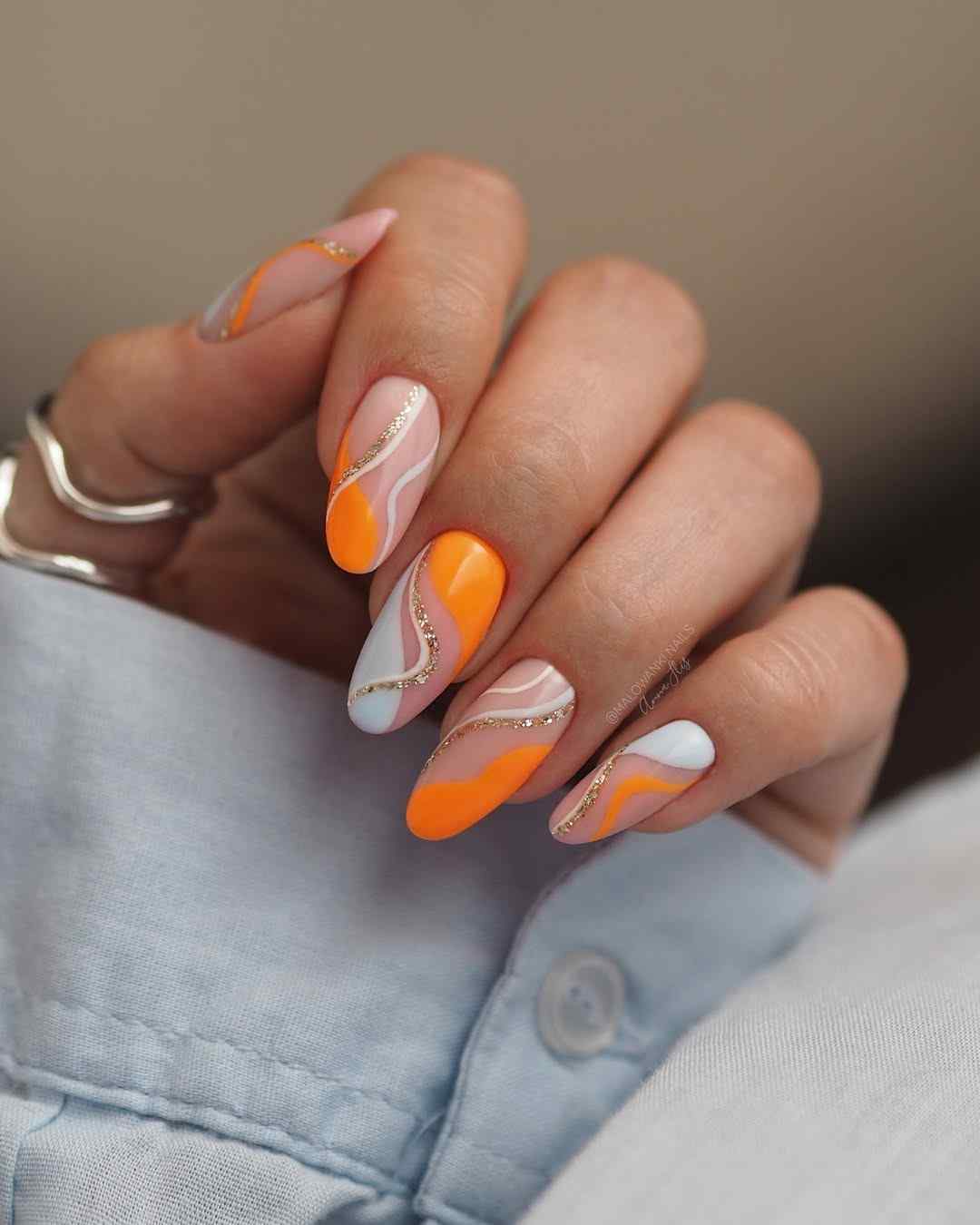 Orange and White Swirls with Gold Glitter — Trendy Swirl Nails