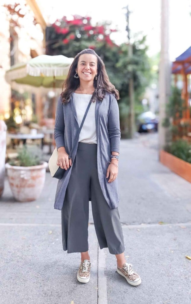 Charcoal Culottes with White Top and Grey Cardigan Charcoal Culottes with White Top and Grey Cardigan — Trendy Teacher Outfits Elementary