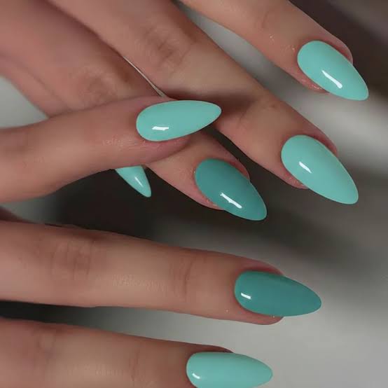 Two Shades Glossy Turquoise Almond Nails Two Shades Glossy Turquoise Almond Nails — Trendy Turquoise Nails
