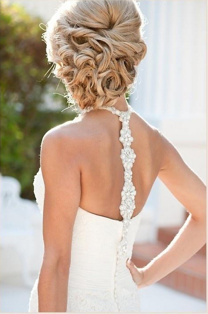 Voluminous Curly Updo — Trendy Wedding Hair