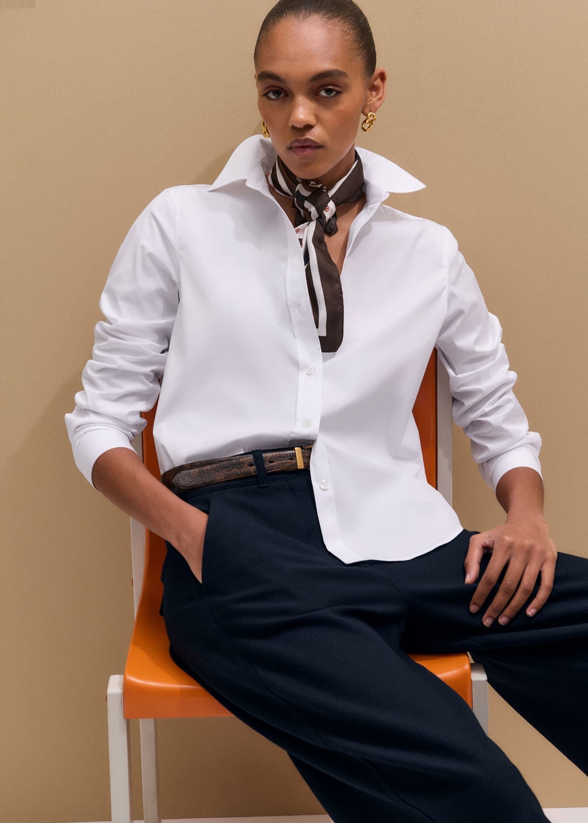 White Shirt With Striped Scarf And Navy Trousers — Trendy White Shirt Outfits