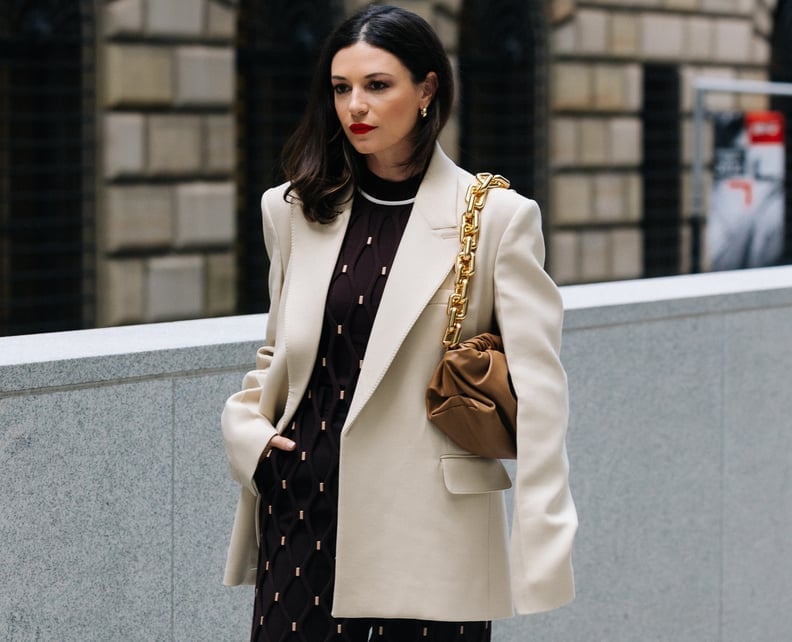 Cream Oversized Blazer Over a Patterned Dress Cream Oversized Blazer Over a Patterned Dress — Trendy Work Outfits Women Office